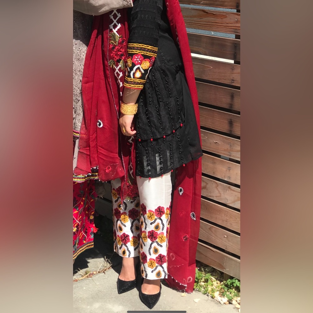 Pakistani Embroidered Black dress, 3 piece. OPEN TO ALL OFFERS